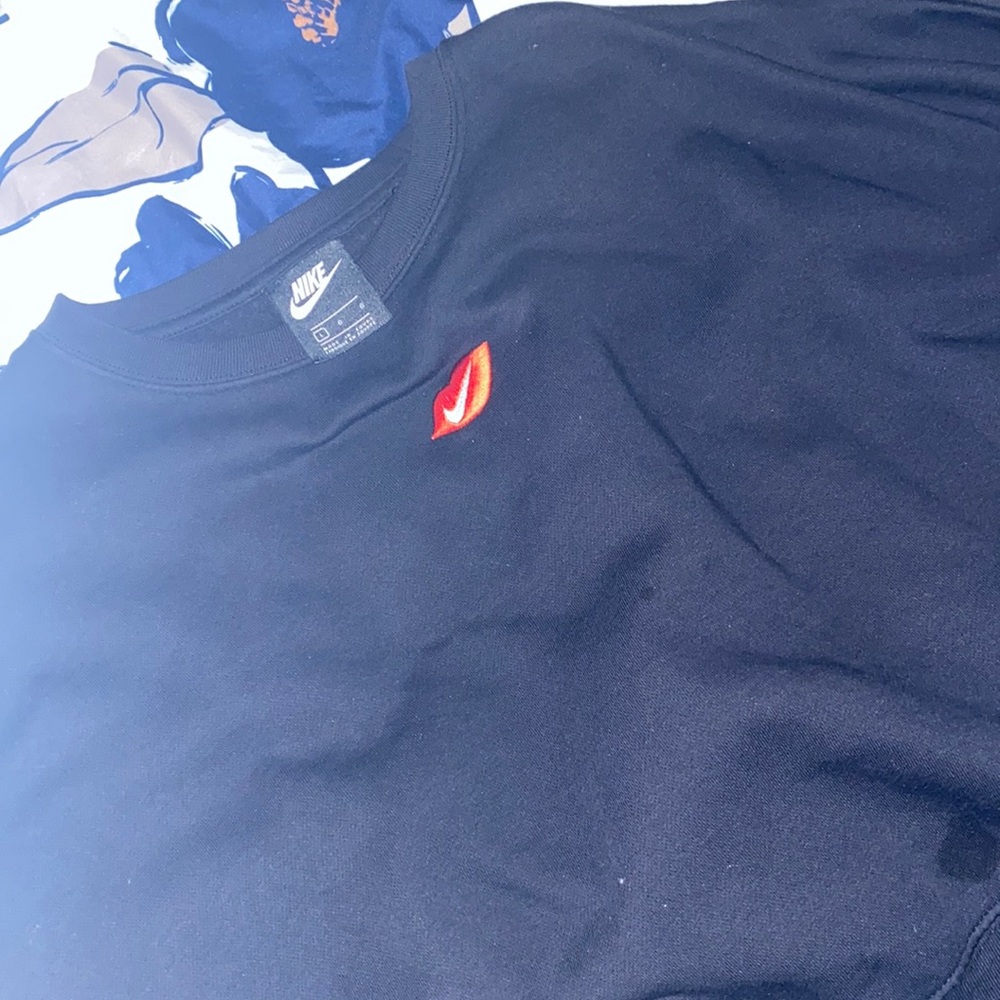 Nike sweater